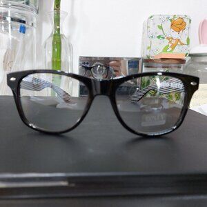 Rare Discontinued Clear HELLO KITTY UV Protection Sunglasses Black Frame